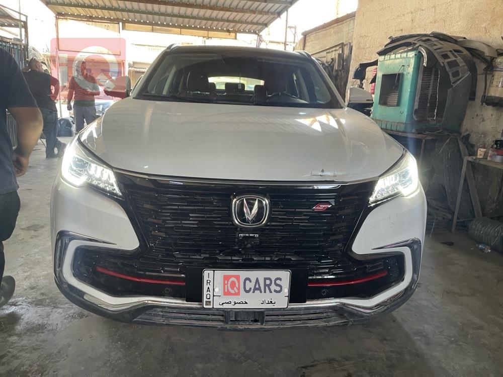 چانگان CS85